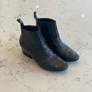 MARSELL Women’s Black Leather Chelsea Boots - 37